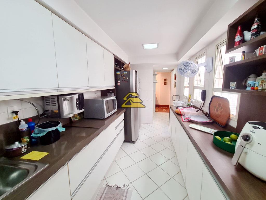 Apartamento à venda com 4 quartos, 256m² - Foto 22