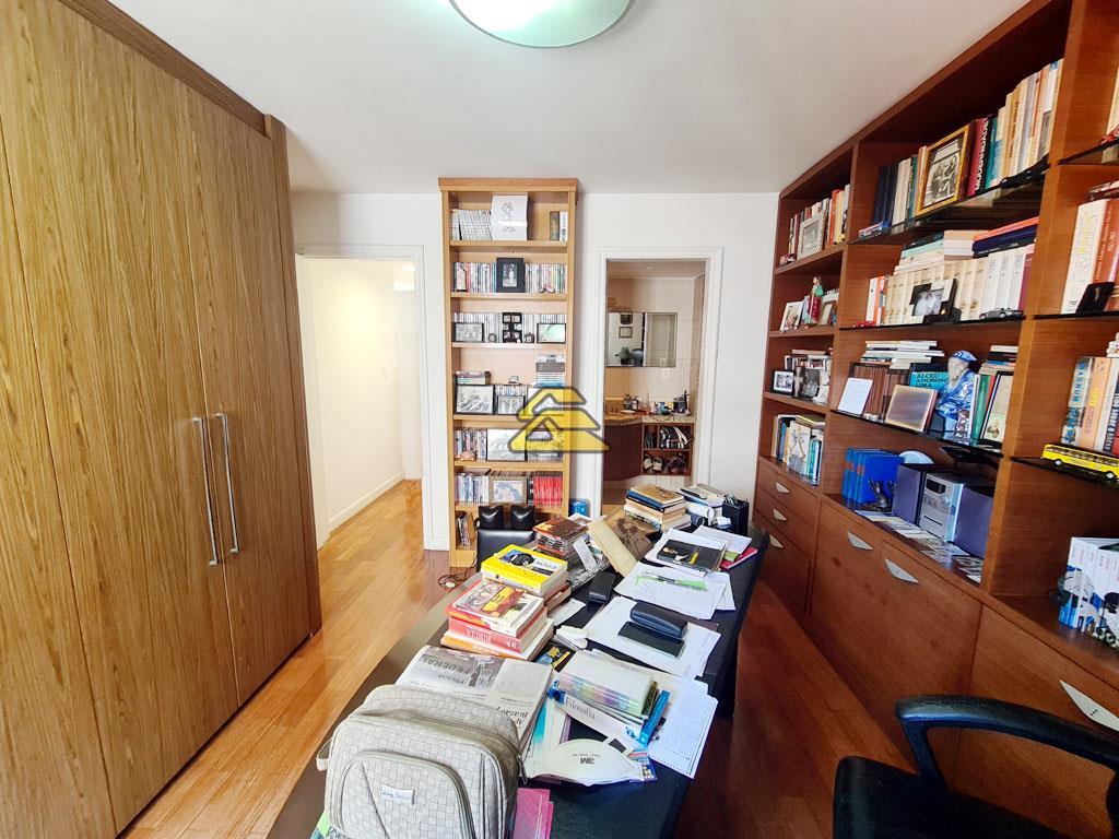 Apartamento à venda com 4 quartos, 256m² - Foto 14