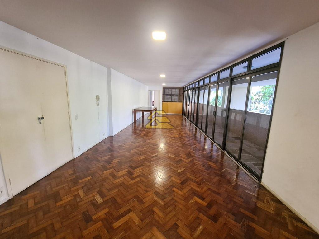 Apartamento à venda com 4 quartos, 151m² - Foto 35