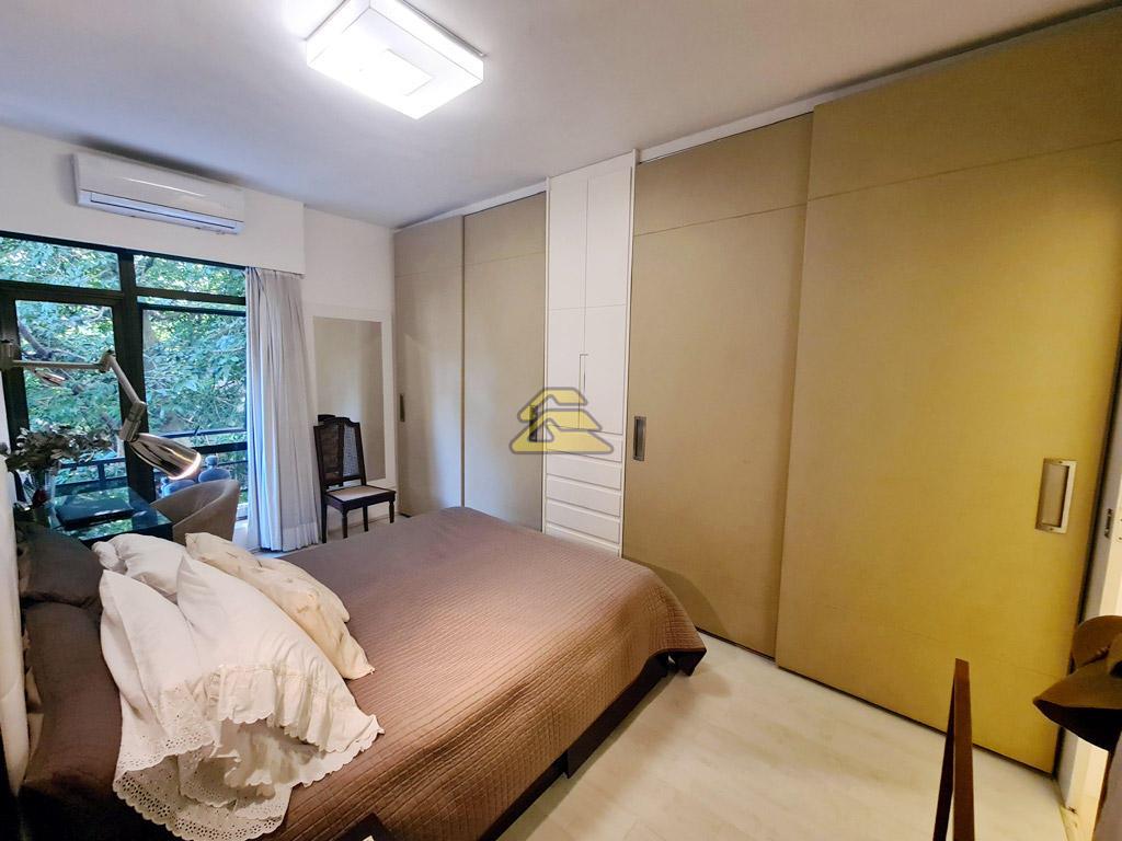 Apartamento à venda com 4 quartos, 151m² - Foto 10