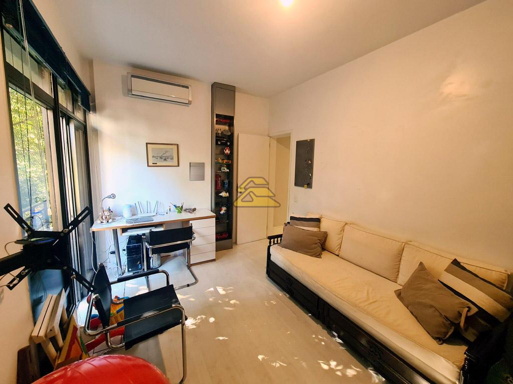 Apartamento à venda com 4 quartos, 151m² - Foto 41