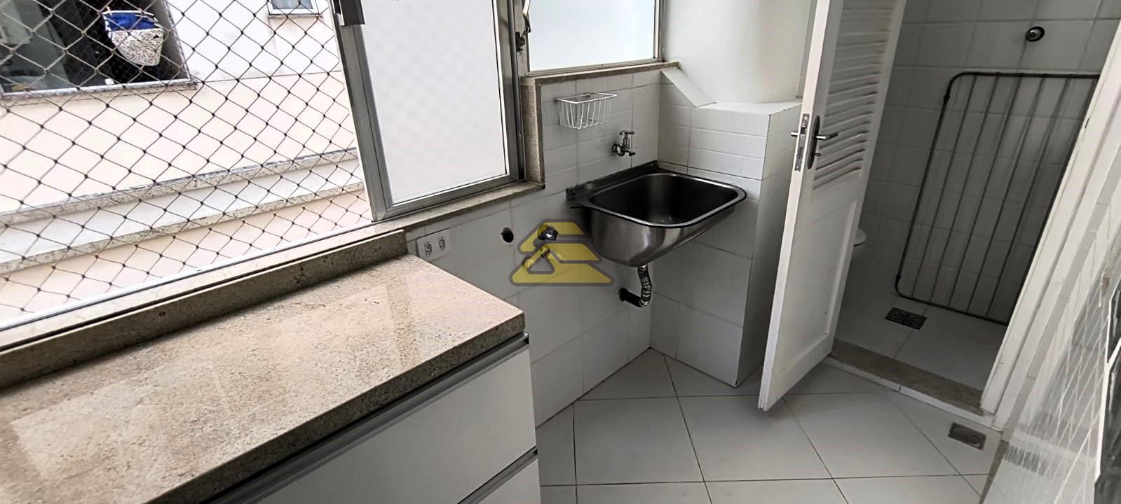 Apartamento à venda com 2 quartos, 81m² - Foto 25