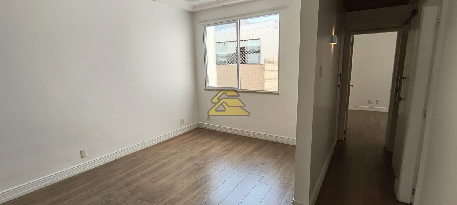 Apartamento à venda com 2 quartos, 81m² - Foto 4