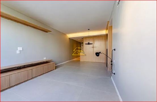 Apartamento à venda com 3 quartos, 120m² - Foto 4