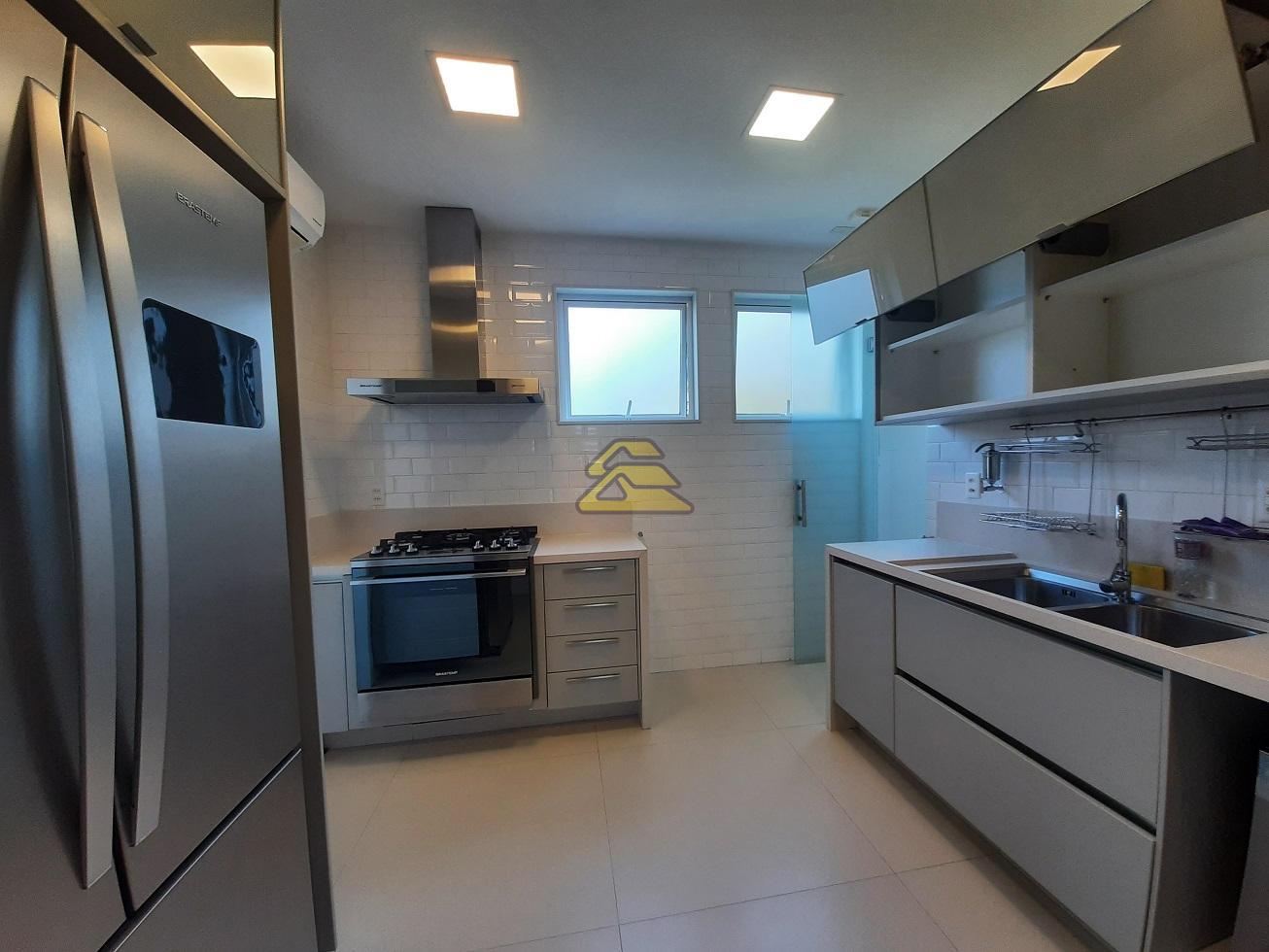 Apartamento à venda com 4 quartos, 197m² - Foto 19