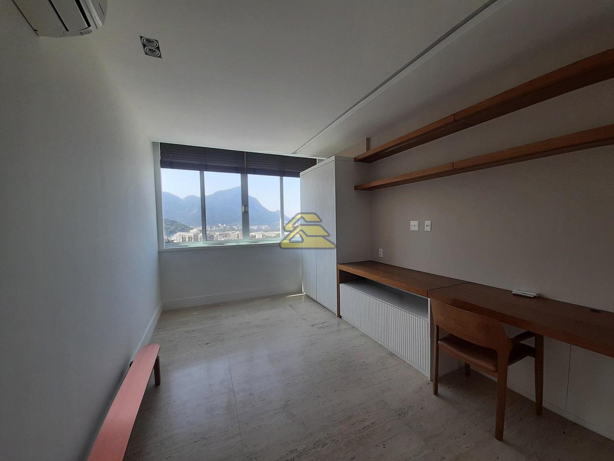 Apartamento à venda com 4 quartos, 197m² - Foto 11