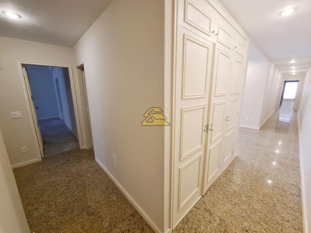 Apartamento à venda com 4 quartos, 268m² - Foto 5