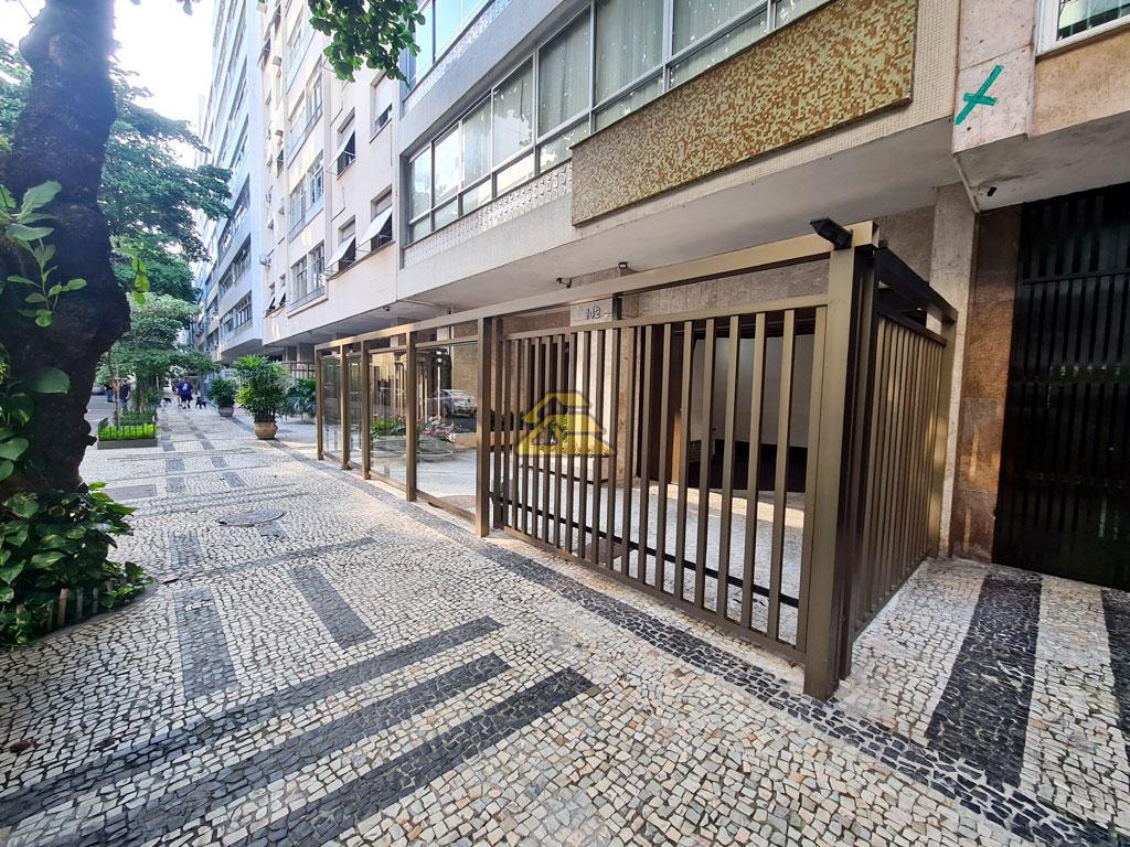 Apartamento à venda com 4 quartos, 268m² - Foto 17