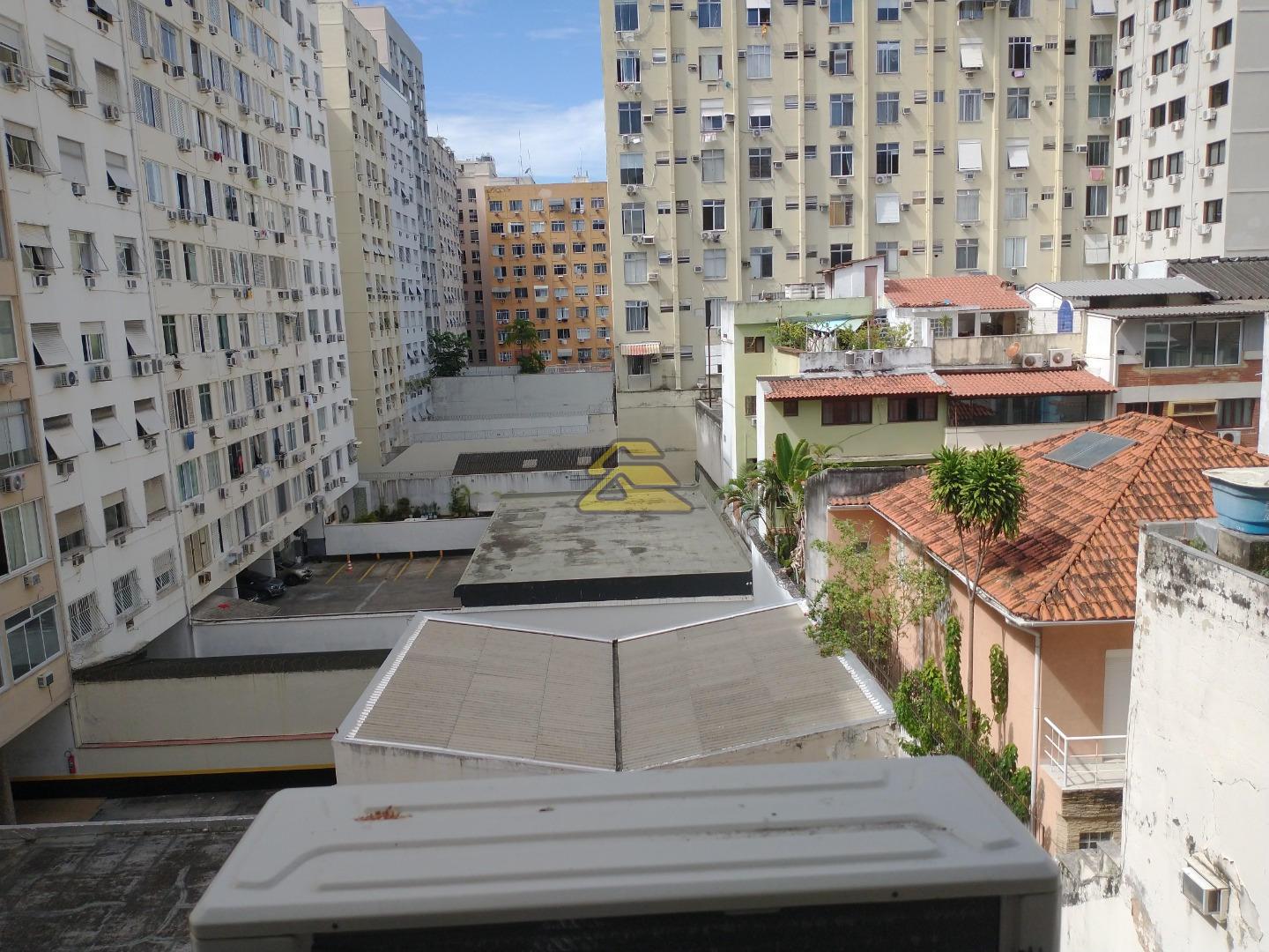 Apartamento à venda com 4 quartos, 200m² - Foto 17