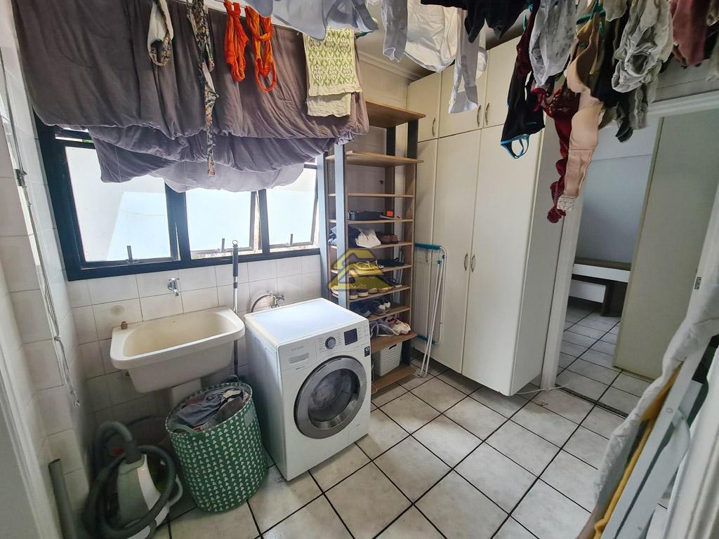 Apartamento à venda com 4 quartos, 240m² - Foto 40