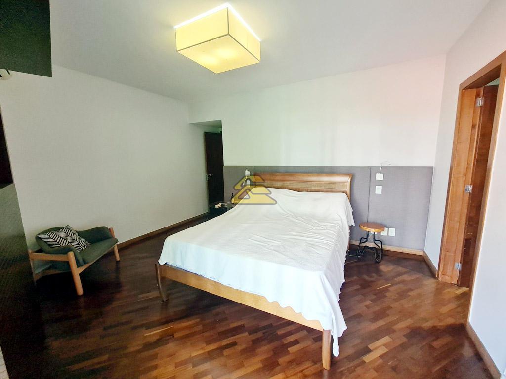 Apartamento à venda com 4 quartos, 240m² - Foto 8