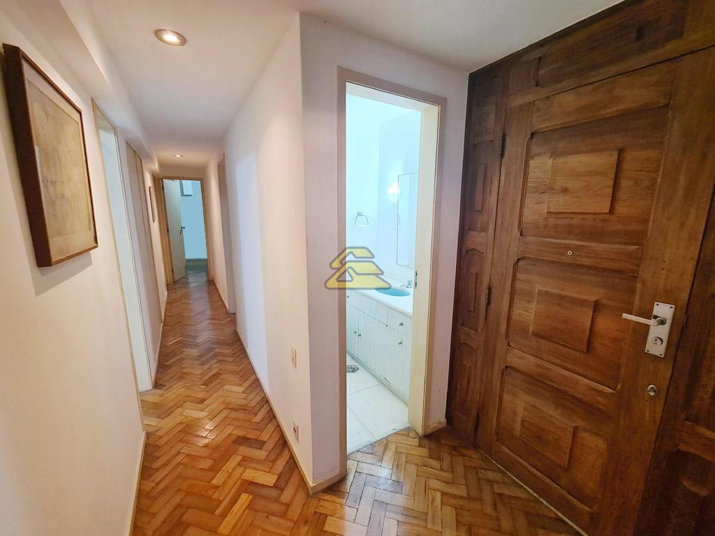 Apartamento à venda com 3 quartos, 130m² - Foto 27