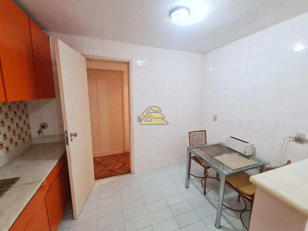 Apartamento à venda com 3 quartos, 130m² - Foto 19