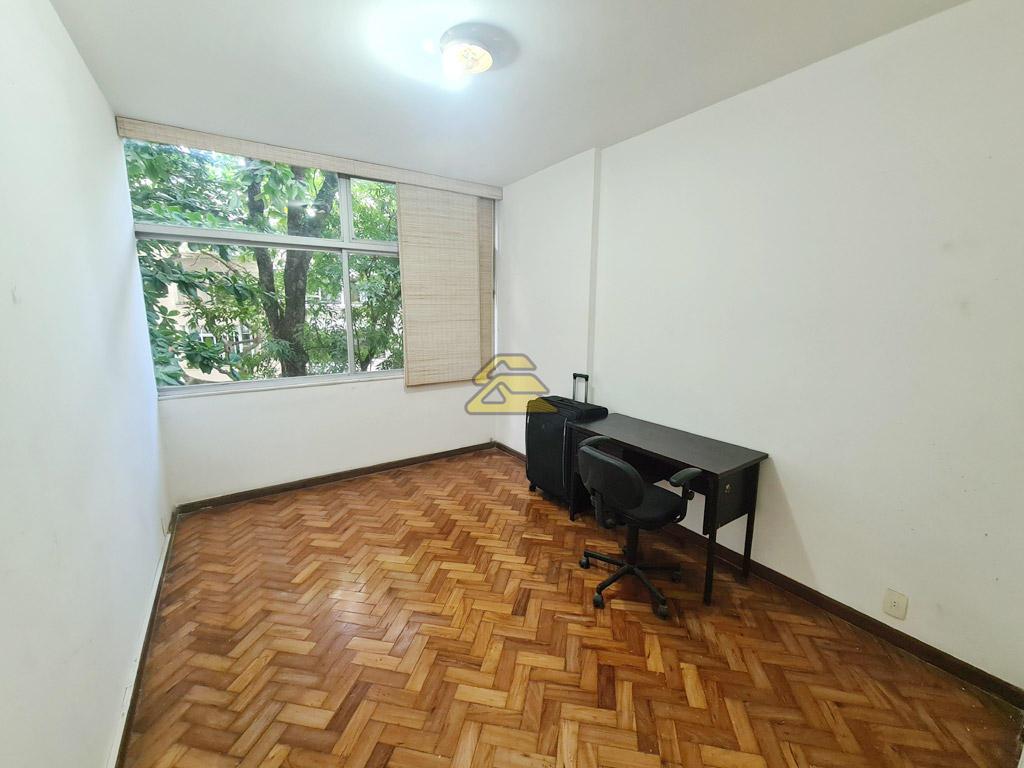 Apartamento à venda com 3 quartos, 130m² - Foto 7