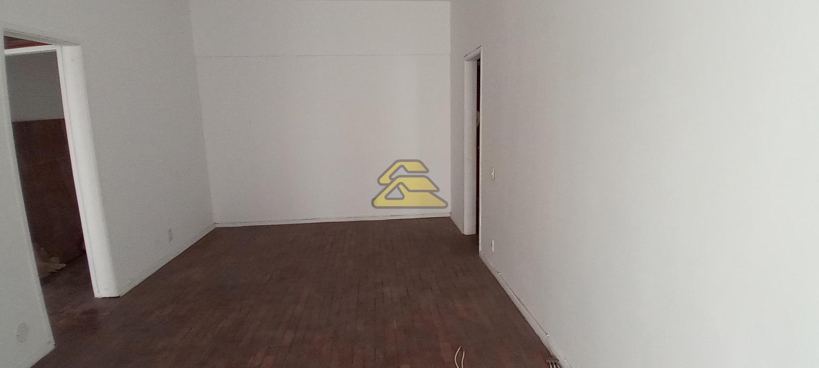 Apartamento à venda com 2 quartos, 100m² - Foto 4