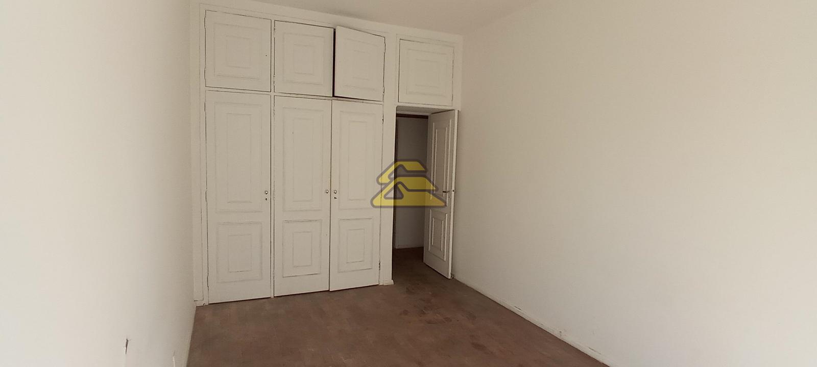 Apartamento à venda com 2 quartos, 100m² - Foto 13