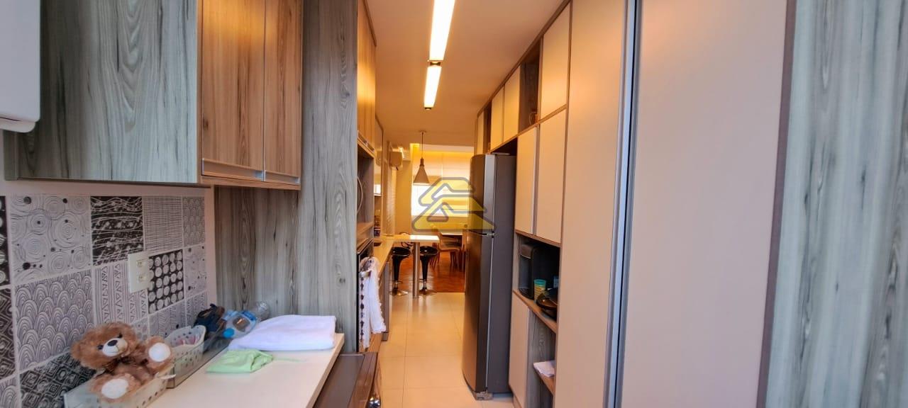 Apartamento à venda com 3 quartos, 98m² - Foto 17