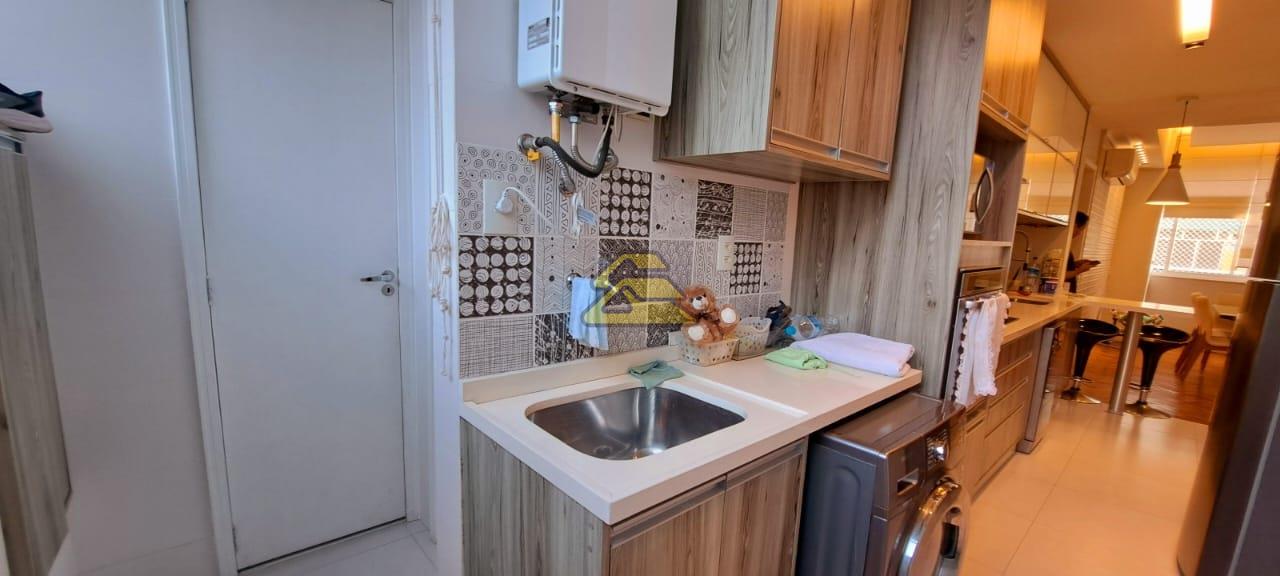 Apartamento à venda com 3 quartos, 98m² - Foto 18