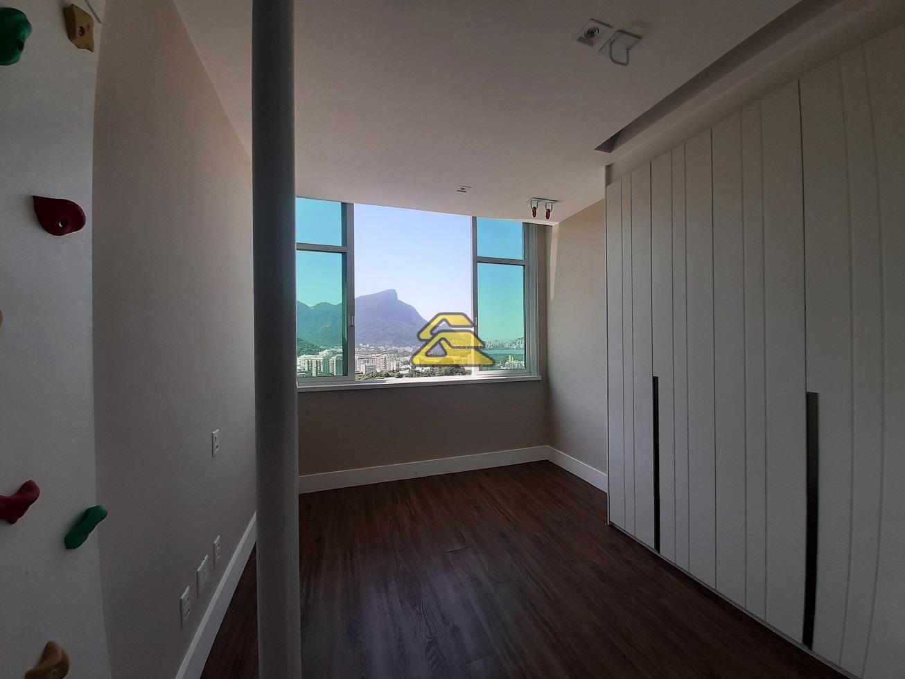 Apartamento à venda com 4 quartos, 197m² - Foto 14