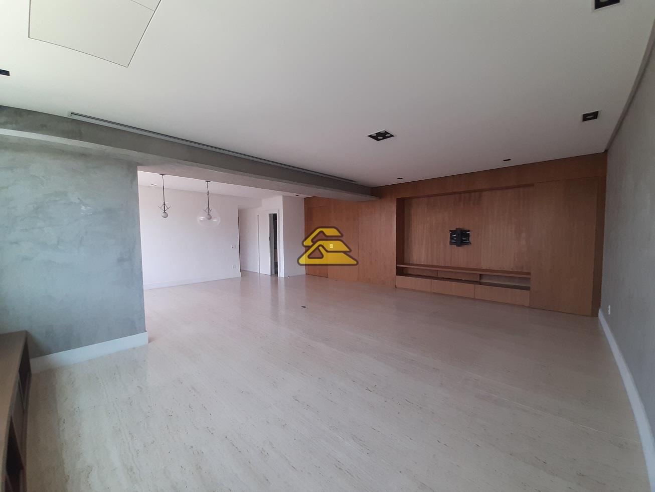 Apartamento à venda com 4 quartos, 197m² - Foto 16