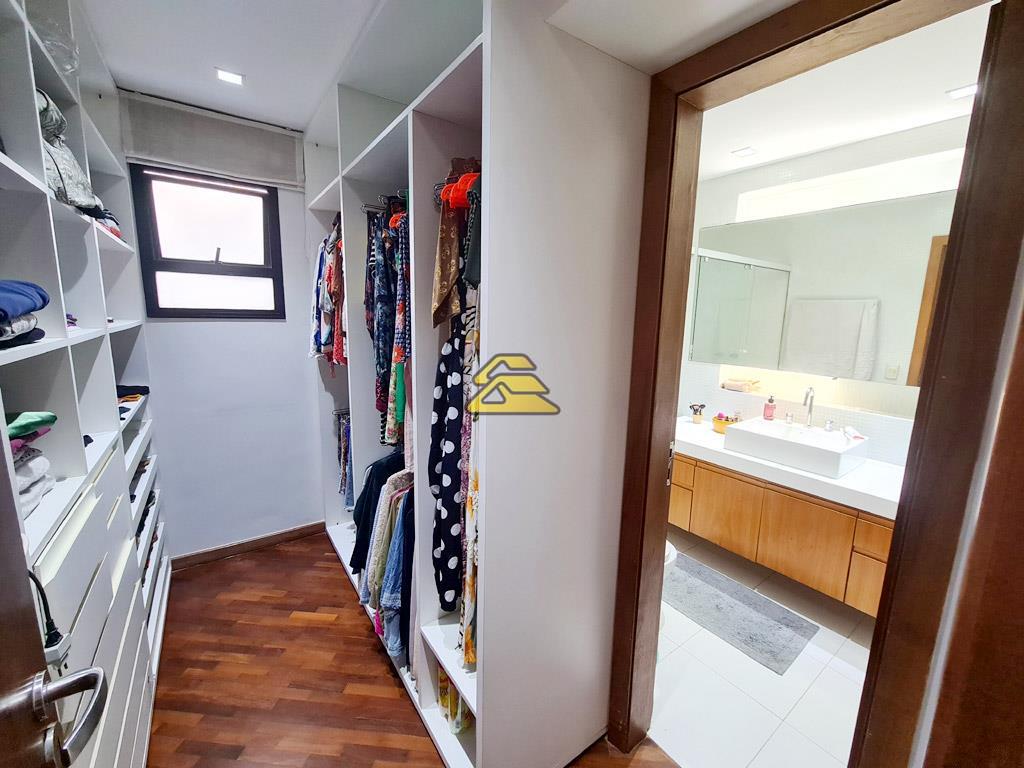 Apartamento à venda com 4 quartos, 240m² - Foto 6