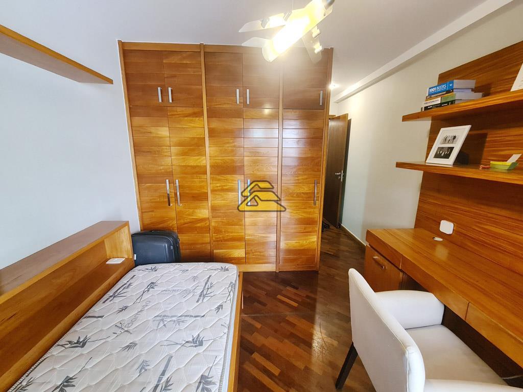 Apartamento à venda com 4 quartos, 240m² - Foto 12