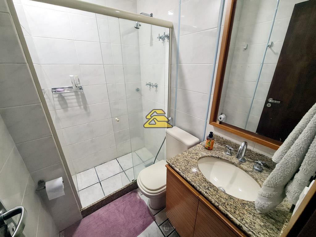 Apartamento à venda com 4 quartos, 240m² - Foto 13