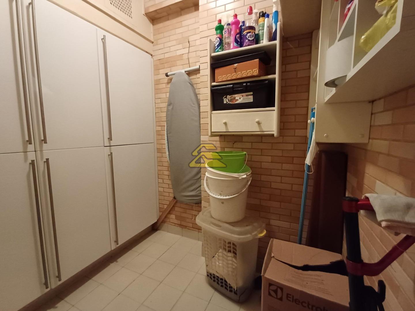 Apartamento à venda com 4 quartos, 181m² - Foto 38