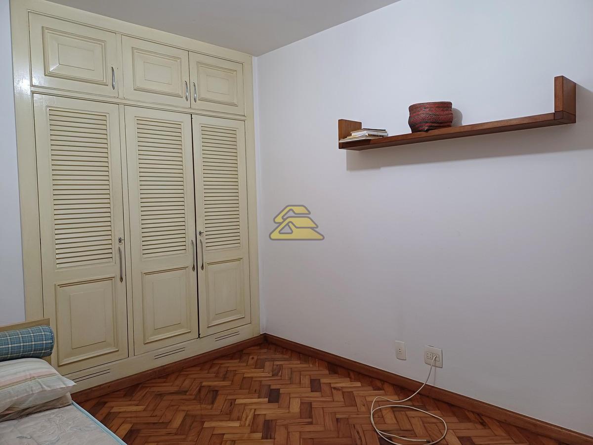 Apartamento à venda com 3 quartos, 130m² - Foto 12