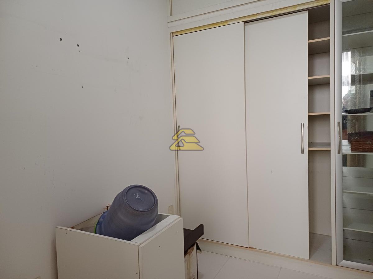 Apartamento à venda com 3 quartos, 130m² - Foto 28