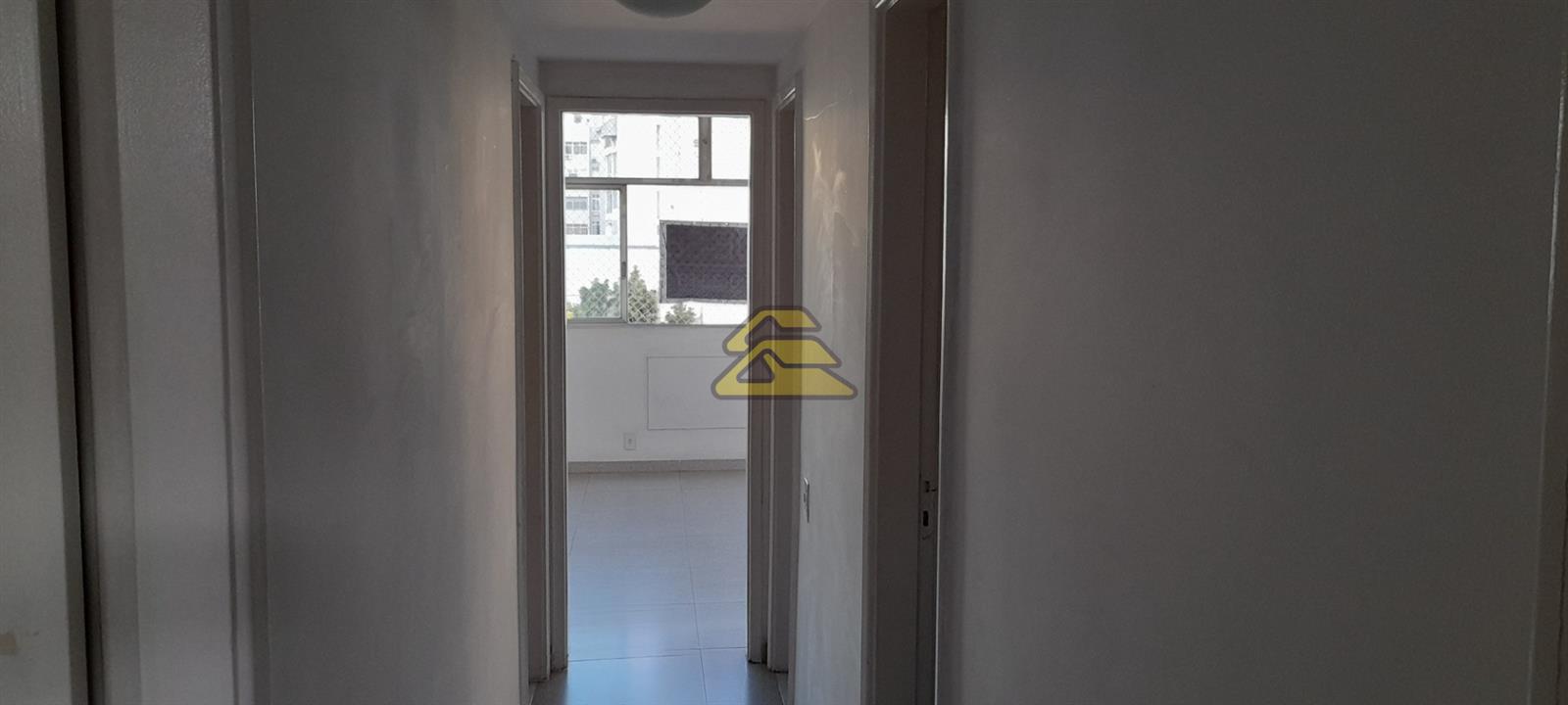 Apartamento à venda com 2 quartos, 77m² - Foto 7