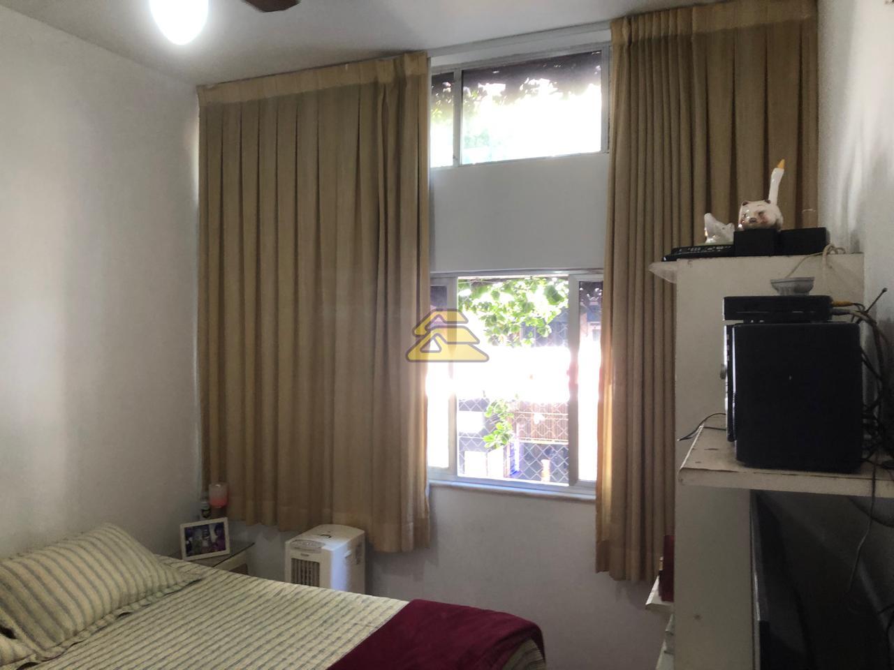 Apartamento à venda com 3 quartos, 78m² - Foto 4