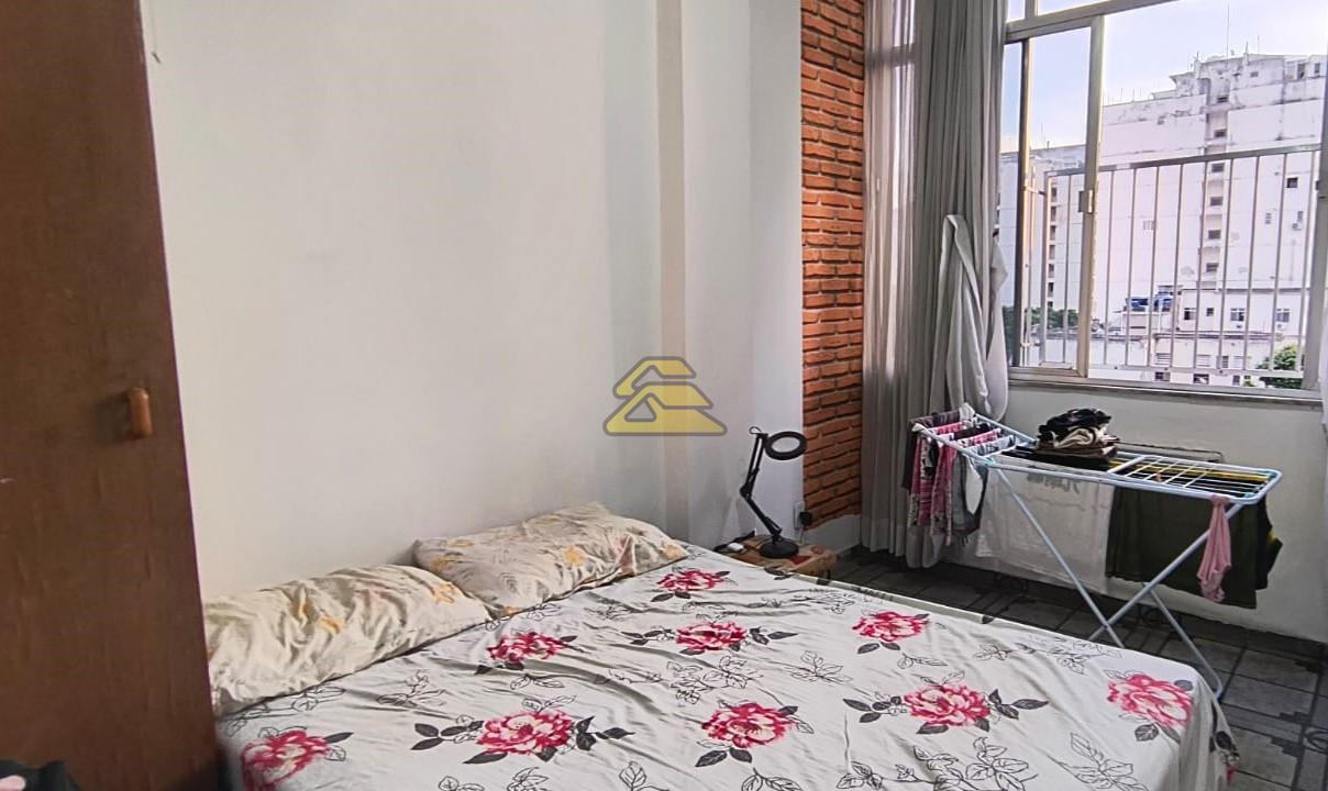 Apartamento à venda com 1 quarto, 43m² - Foto 11