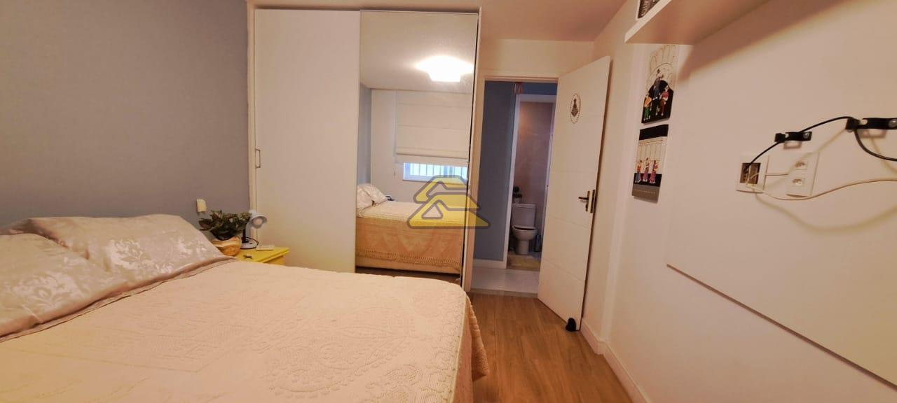 Apartamento à venda com 3 quartos, 90m² - Foto 11