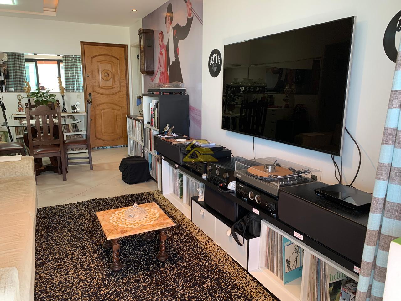 Apartamento à venda com 2 quartos, 88m² - Foto 3