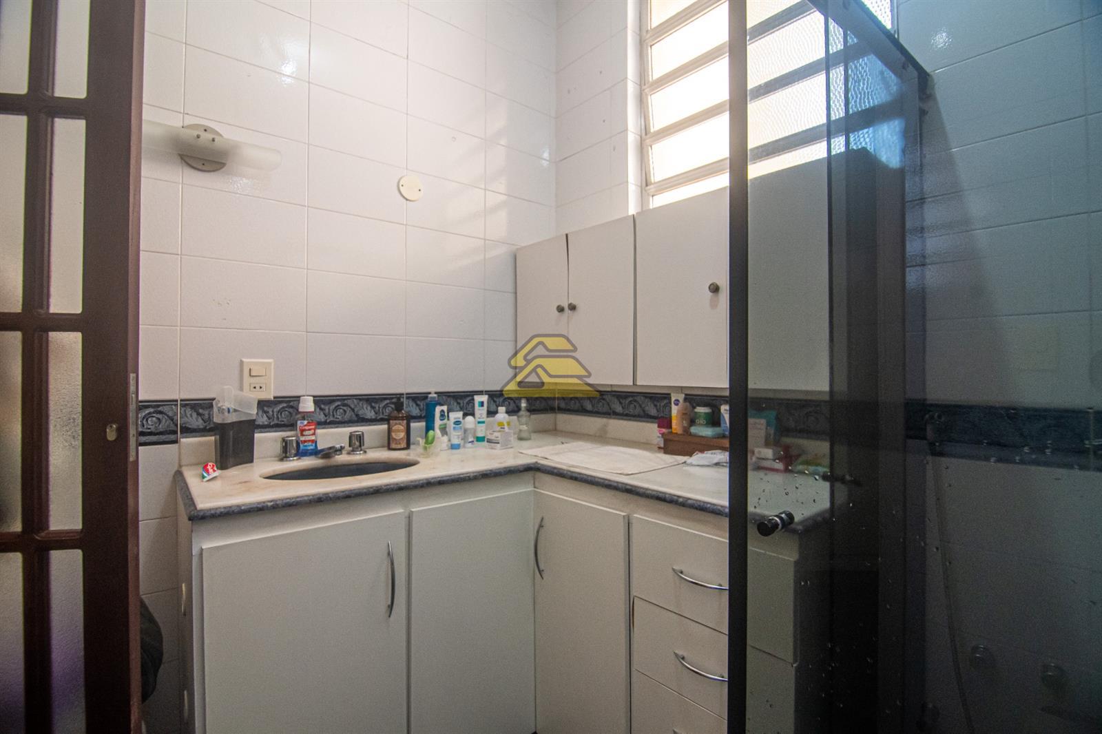 Apartamento à venda com 4 quartos, 198m² - Foto 22