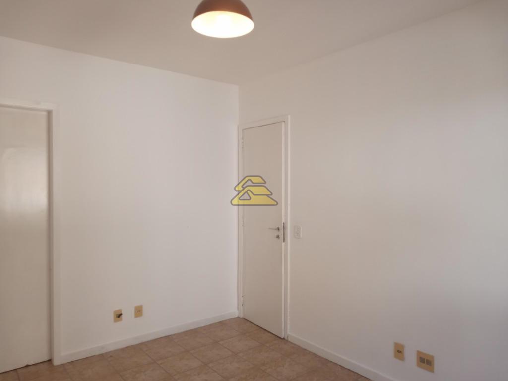 Apartamento para alugar com 3 quartos, 95m² - Foto 8