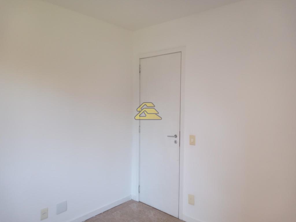 Apartamento para alugar com 3 quartos, 95m² - Foto 14