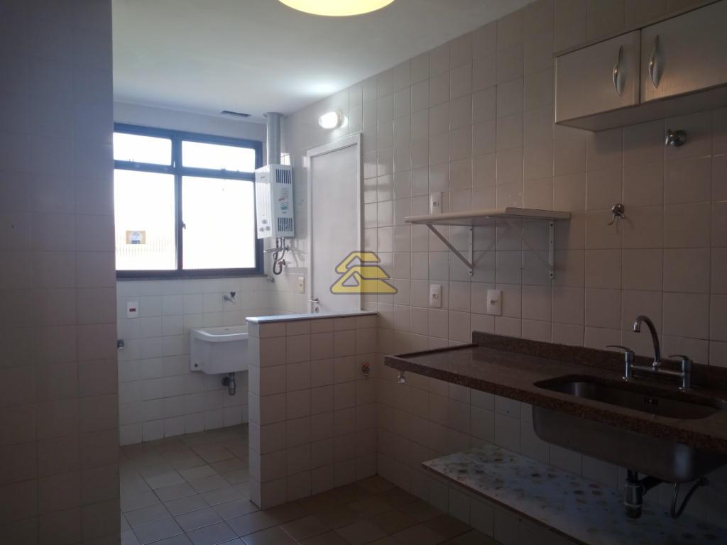 Apartamento para alugar com 3 quartos, 95m² - Foto 17