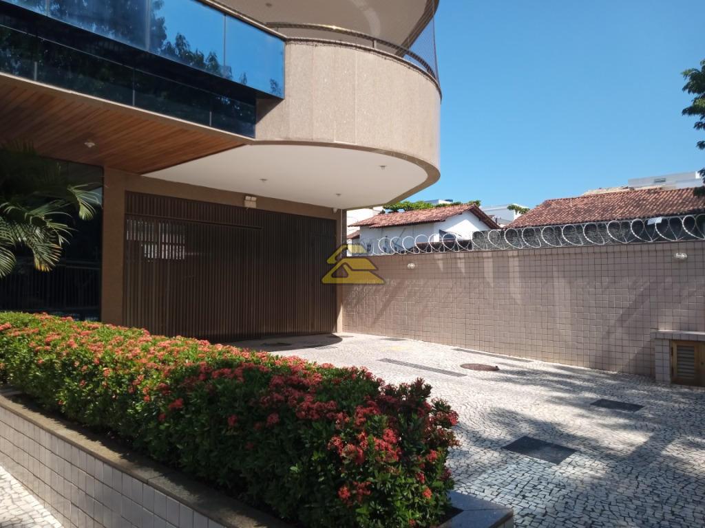 Apartamento para alugar com 3 quartos, 95m² - Foto 29