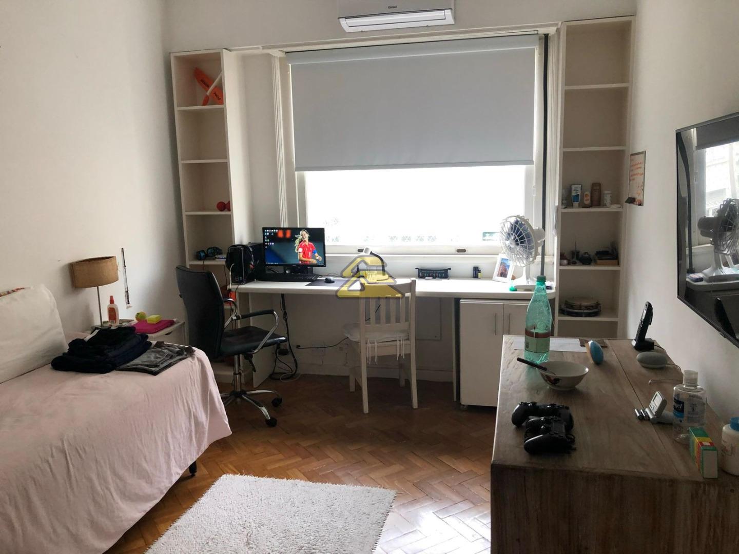 Apartamento à venda com 4 quartos, 215m² - Foto 14