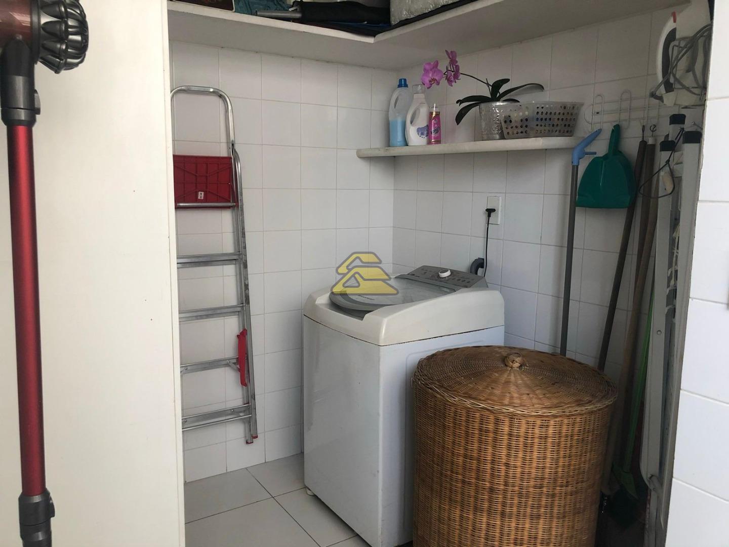 Apartamento à venda com 4 quartos, 215m² - Foto 27