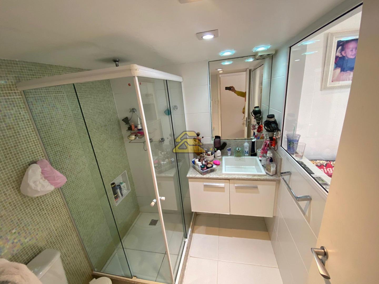 Apartamento à venda com 3 quartos, 150m² - Foto 36