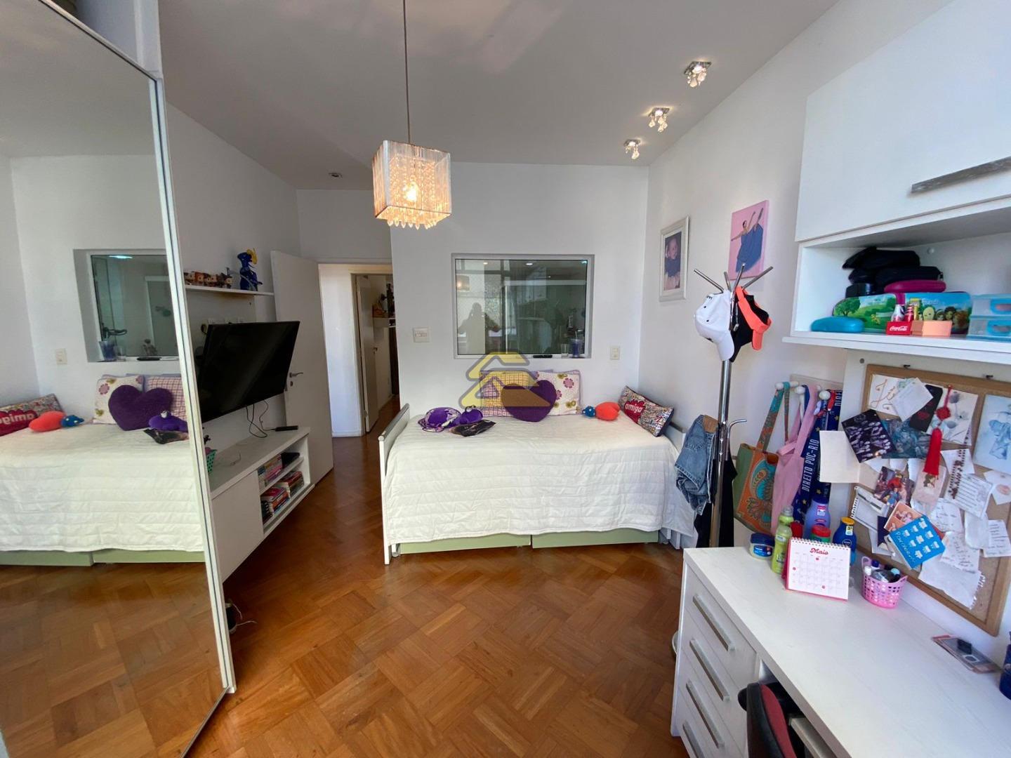 Apartamento à venda com 3 quartos, 150m² - Foto 34