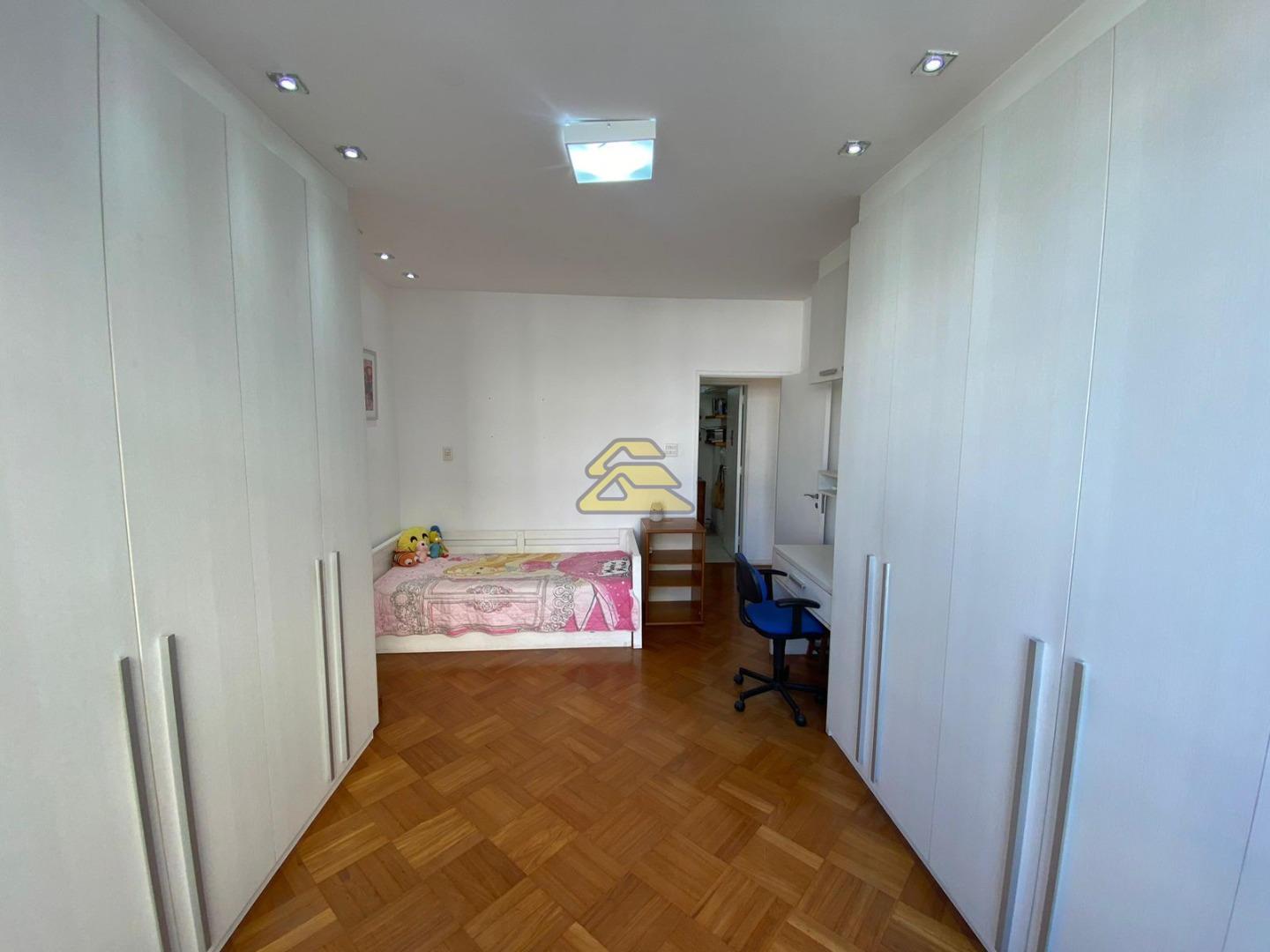 Apartamento à venda com 3 quartos, 150m² - Foto 18