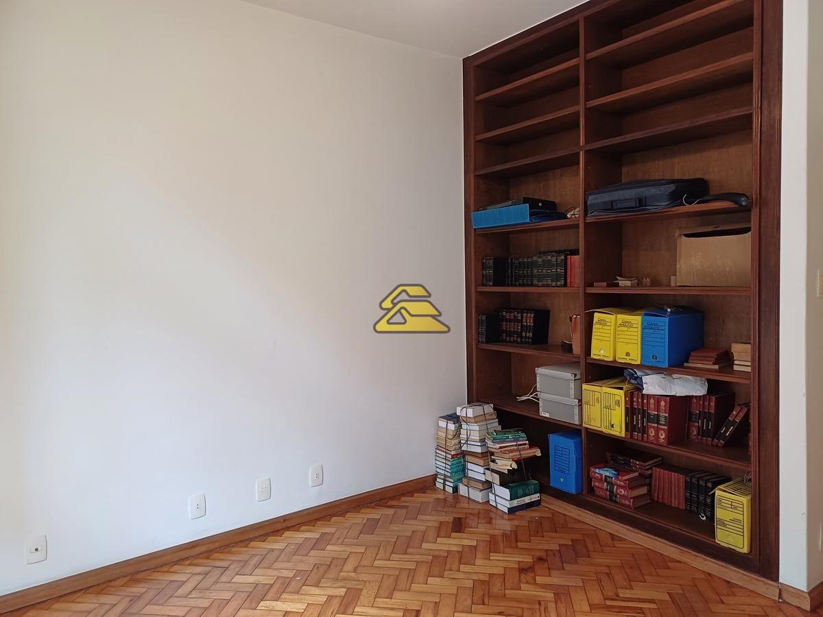 Apartamento à venda com 3 quartos, 130m² - Foto 24