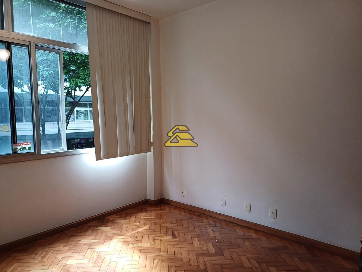 Apartamento à venda com 3 quartos, 130m² - Foto 25