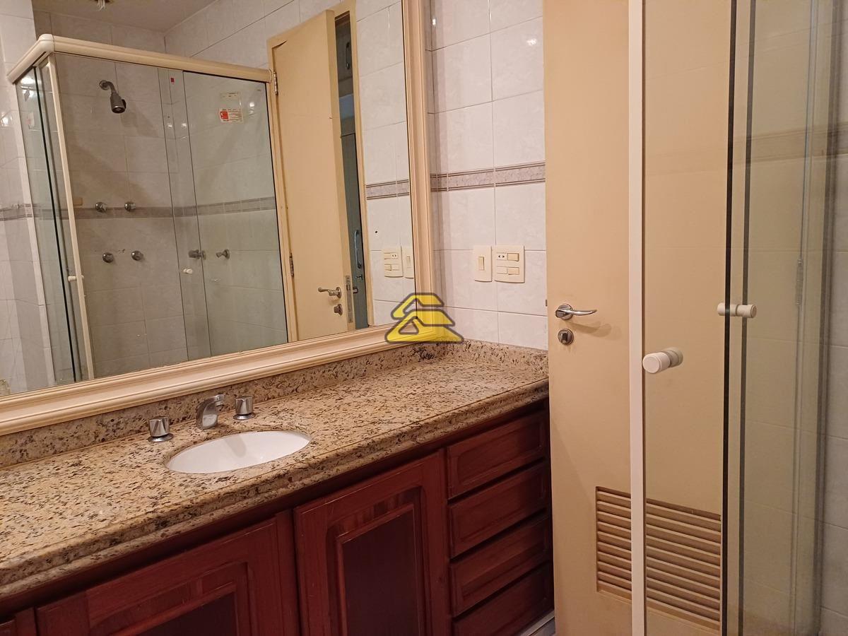 Apartamento à venda com 3 quartos, 130m² - Foto 28