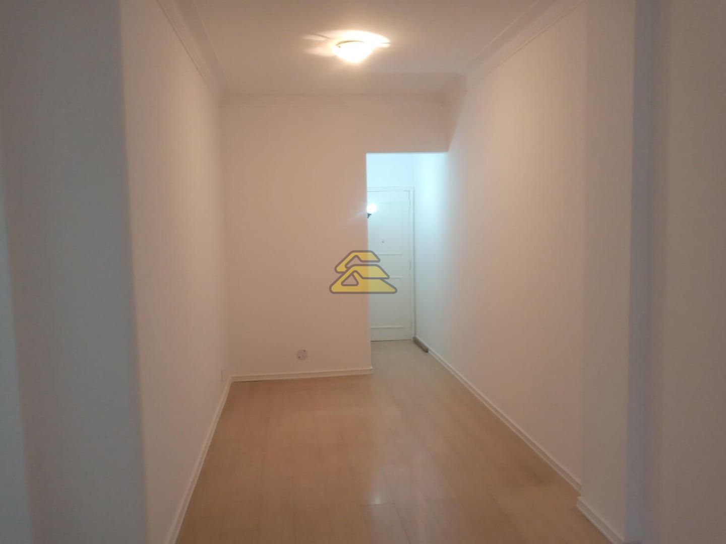 Apartamento à venda com 3 quartos, 76m² - Foto 2