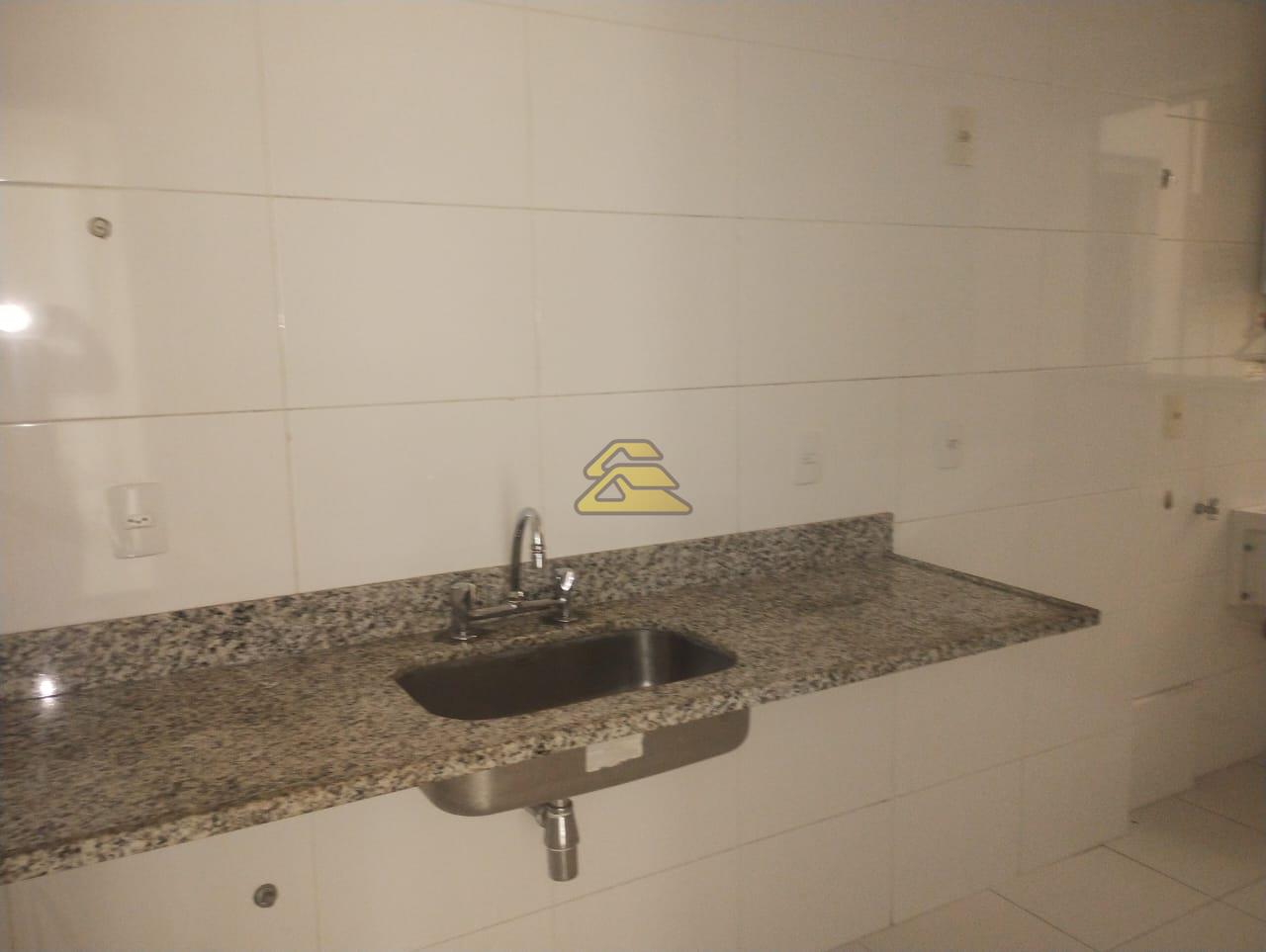 Apartamento à venda com 3 quartos, 94m² - Foto 12